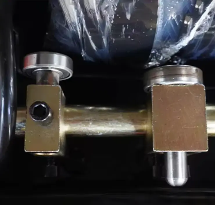 Steel Rebar Thread Rolling Machine - Galvanized sliding shaft not easy to rust