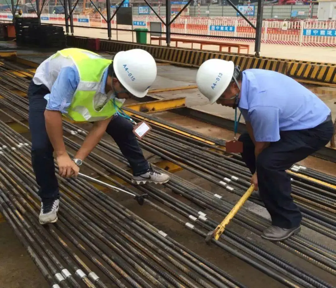 Testing the torque values of straight threaded rebar sleeves