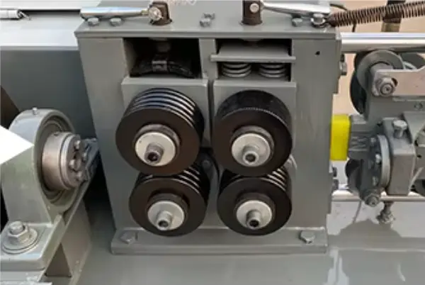 steel bar straightening and cutting machine-accurate measurement