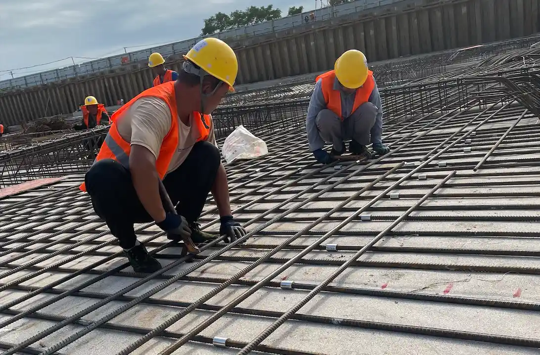 Installation and construction of mechanical connection joints